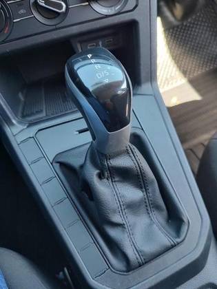 VOLKSWAGEN VIRTUS 1.0 170 TSI AUTOMÁTICO